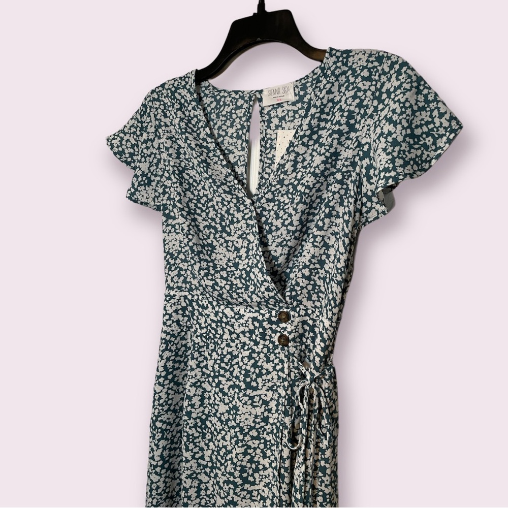 SIENNA SKY Green and White Flowered Maxi Dress NWT